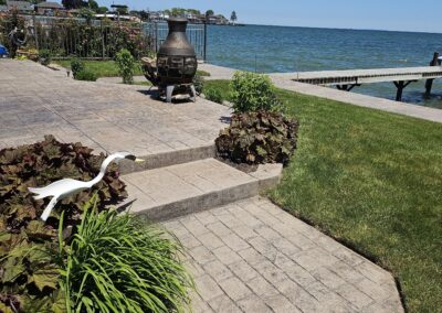Grass – Mowed and Edged